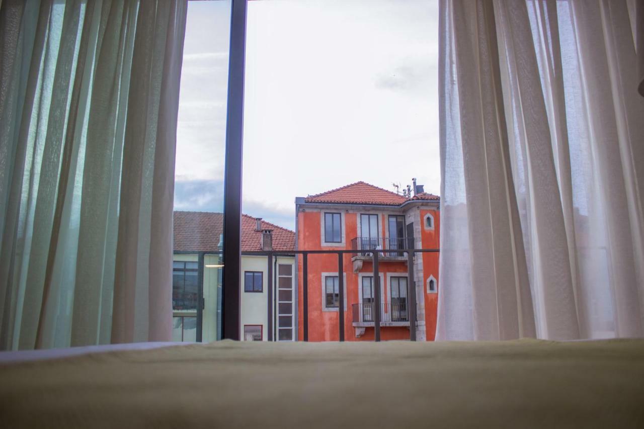 Bright Downtown Apartment OOporto Esterno foto
