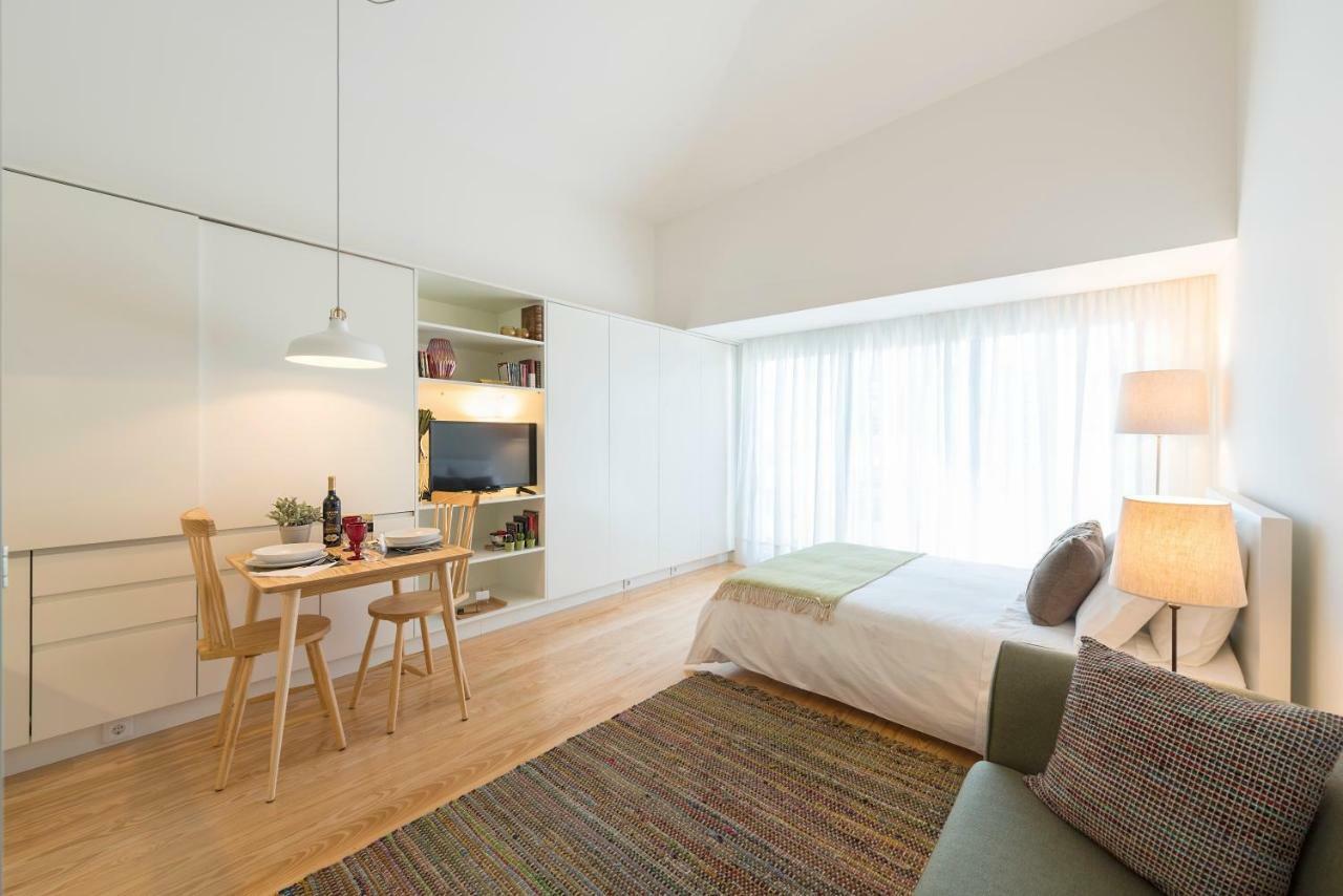 Bright Downtown Apartment OOporto Esterno foto