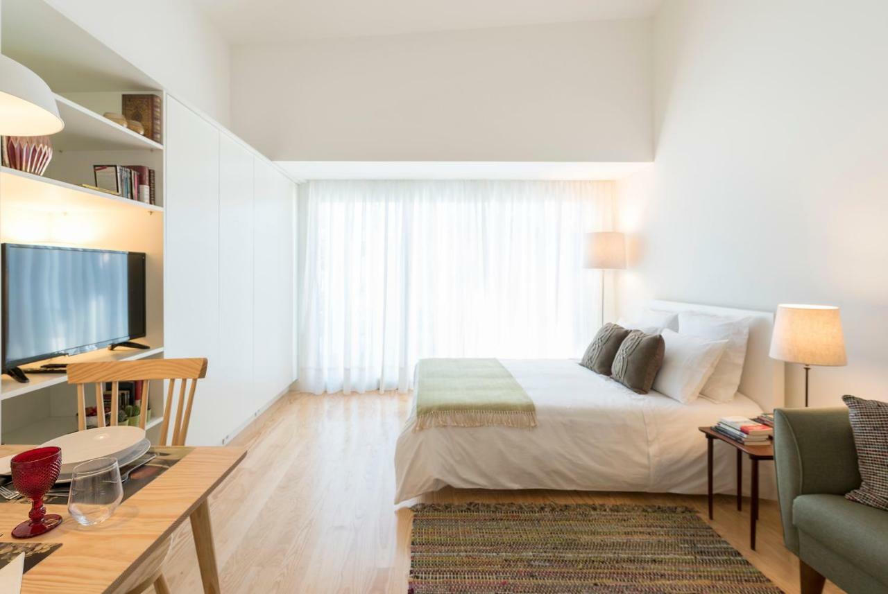 Bright Downtown Apartment OOporto Esterno foto